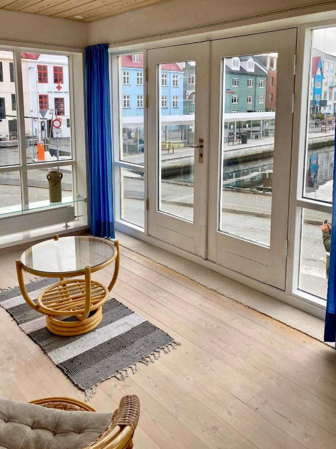 Guesthouse At The Boat Harbour Tórshavn Exteriér fotografie