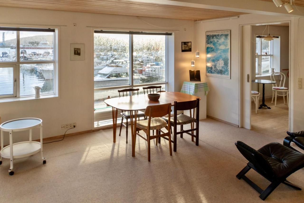 Guesthouse At The Boat Harbour Tórshavn Exteriér fotografie