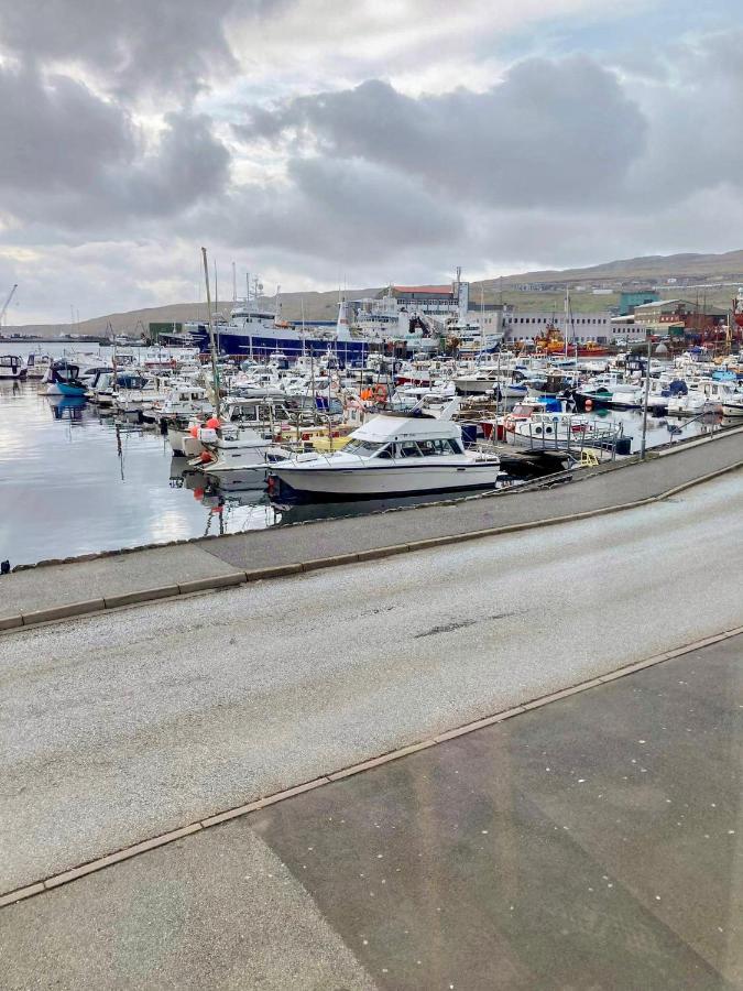 Guesthouse At The Boat Harbour Tórshavn Exteriér fotografie